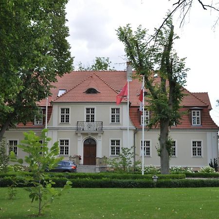Hotel Rezydencja Marii Rybieniec Kiszkowo Exterior foto